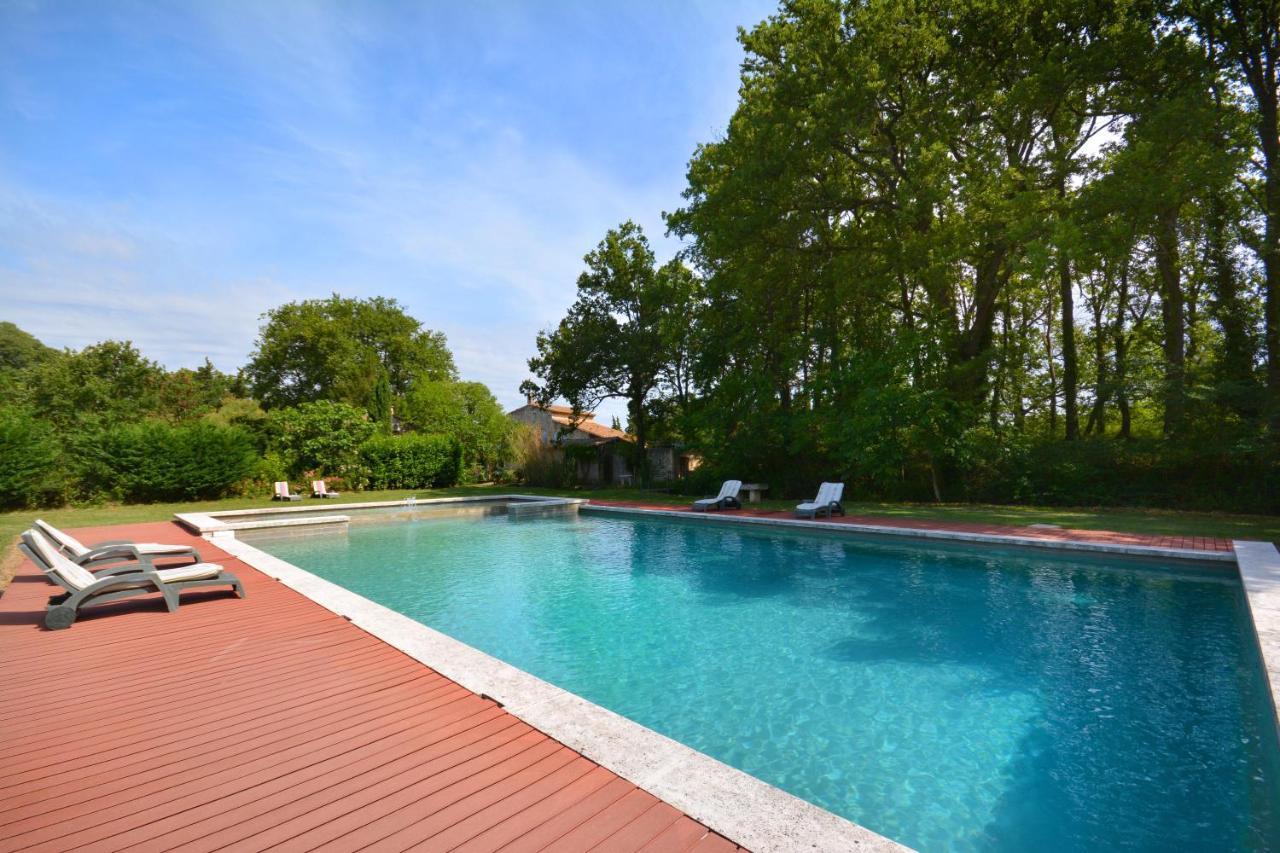 Ancien Mas Du Moulin Bed & Breakfast Eygalieres  Exterior photo