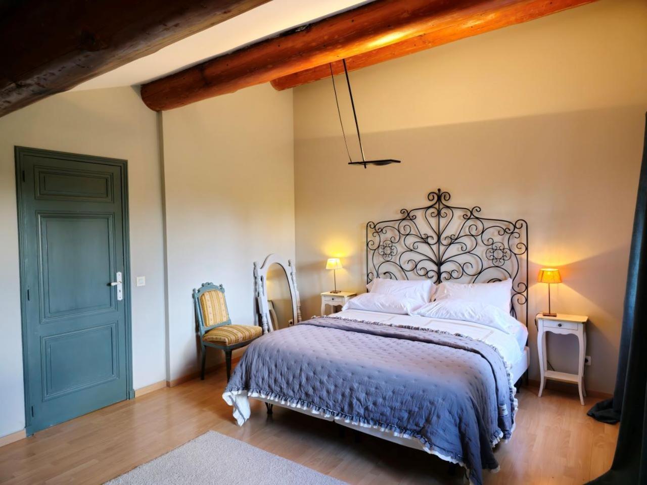 Ancien Mas Du Moulin Bed & Breakfast Eygalieres  Exterior photo