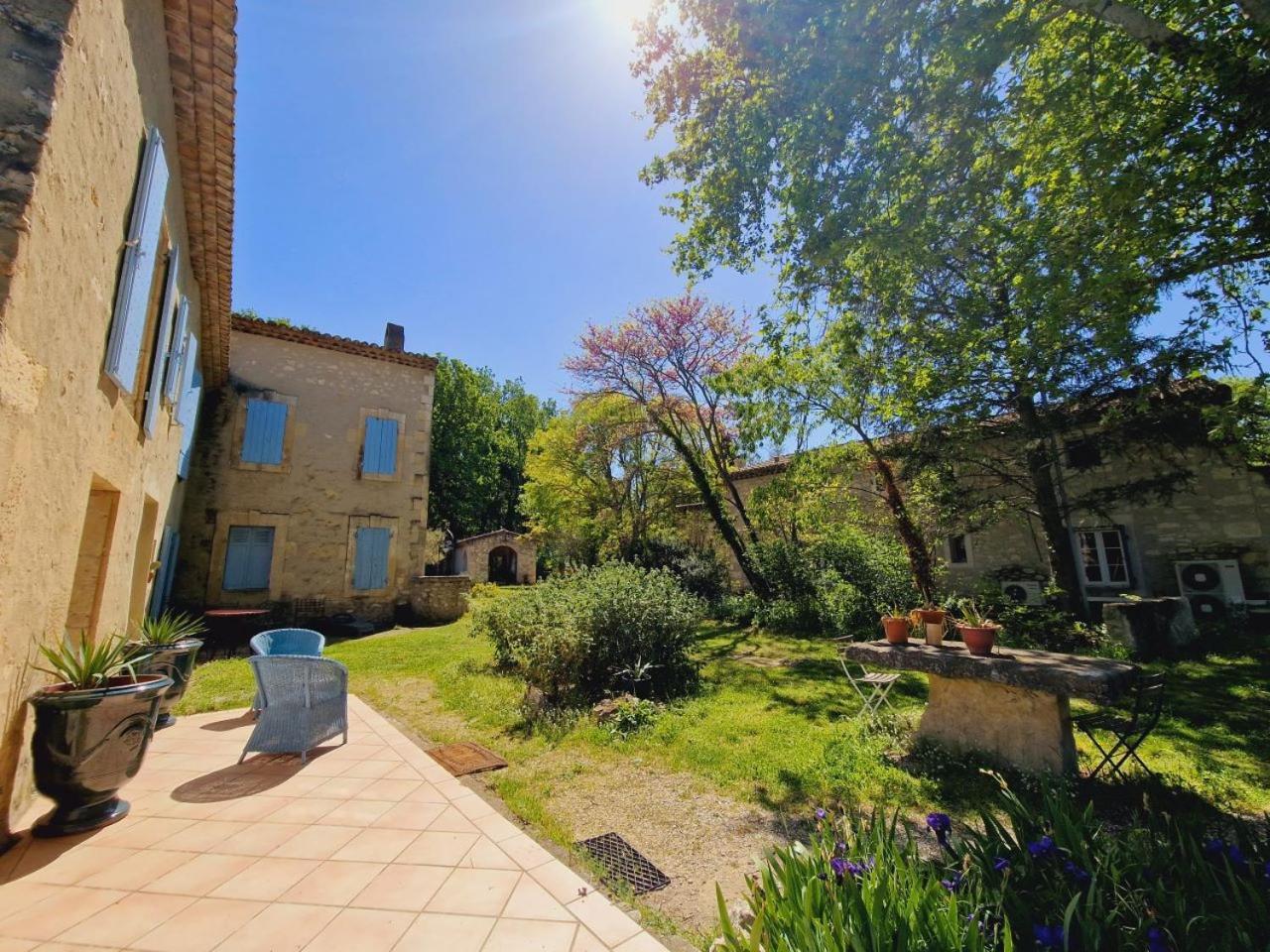 Ancien Mas Du Moulin Bed & Breakfast Eygalieres  Exterior photo